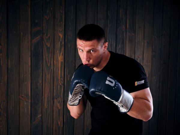 Владислав Сиренко заявил, что отказался драться с известным российским боксером: «Не хочу давать им возможность зарабатывать»