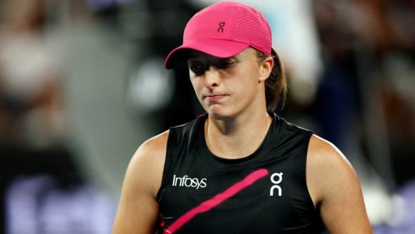 Швентек проиграла Носковой в третьем круге Australian Open