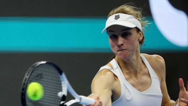 Россиянка Самсонова разгромила украинку Цуренко на турнире WTA в Абу-Даби